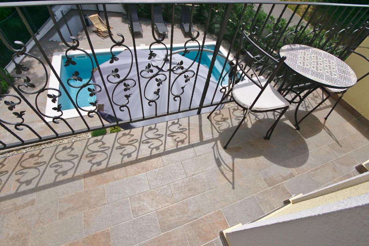 Holiday House With Pool Čavle Екстериор снимка